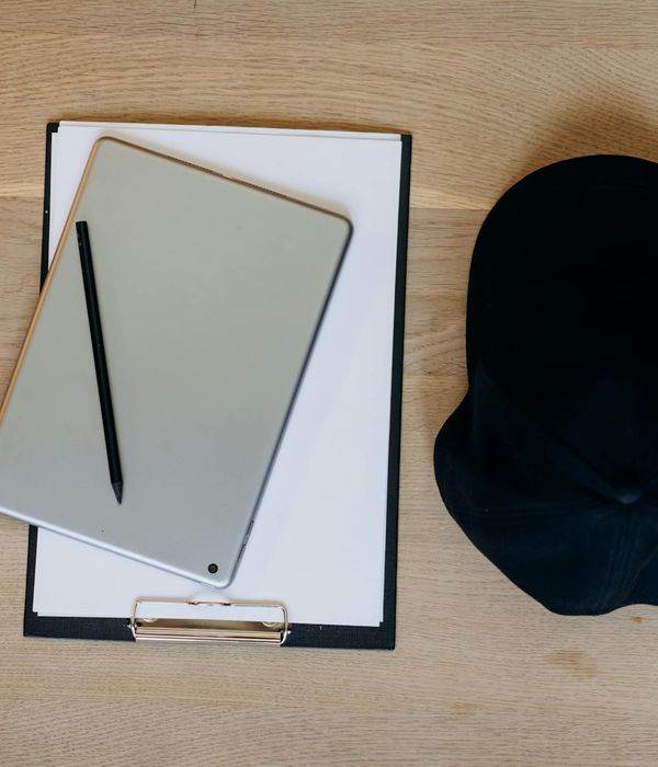 Customer service representative helping clients with home organization